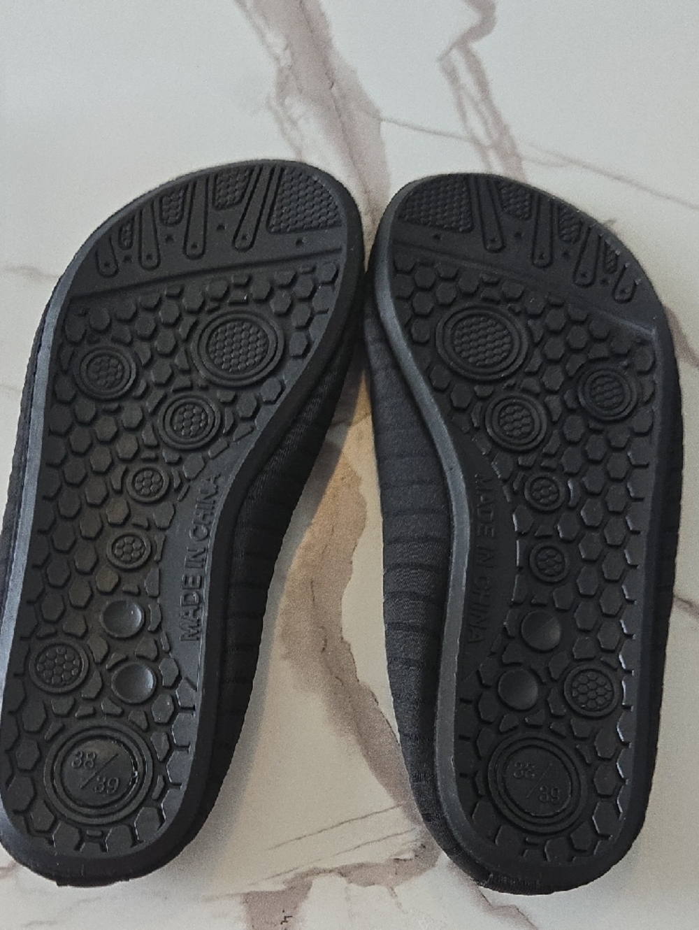 ❤️❤️❤️NEW Women's Black Quick-Dry Water Shoes — Slip-On Pool & Beach Socks - Picture 3 of 4
